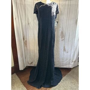 NWT JS Boutique formal navy dress with lace size 18 wedding prom formal cocktail